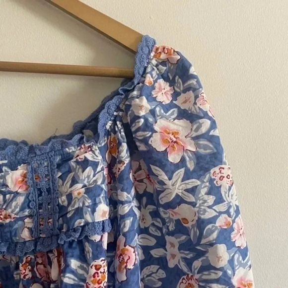 Solitaire Floral Flowy Boho Blouse - Picture 7 of 12